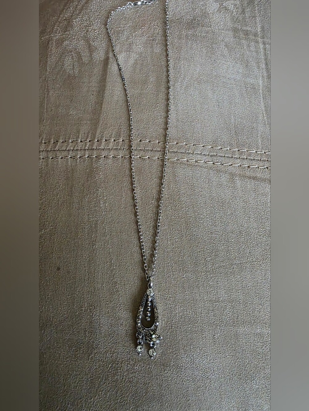 Silver Necklace With Clear Crystal